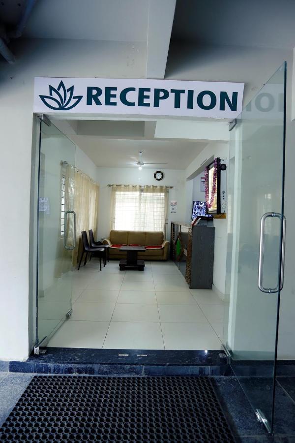 Hotel Gurudev Residency บังกาลอร์ ภายนอก รูปภาพ